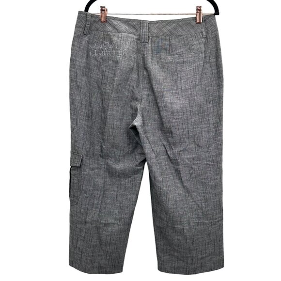 Larry Levine Gray Stretch Capris Size 12 - Picture 2 of 3